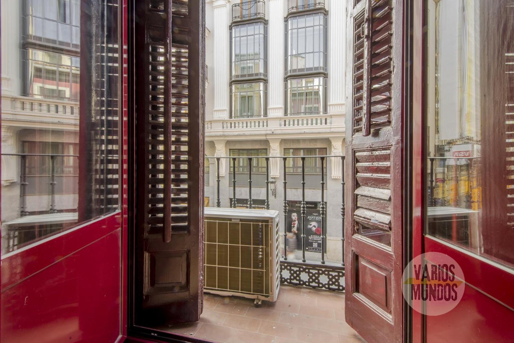 Madrid A Tus Pies Para 4, Carretas 25 Exteriér fotografie